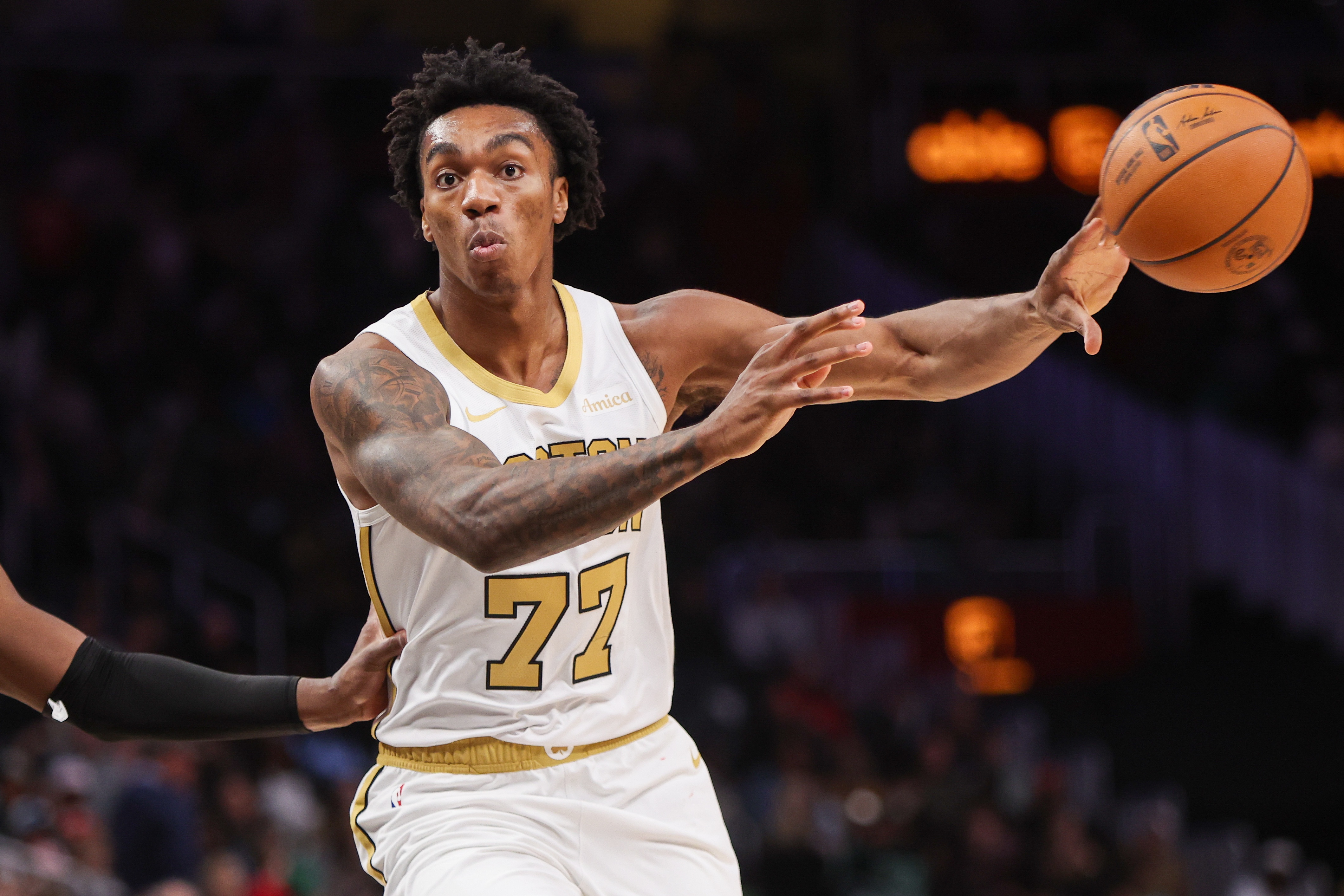 kaiyun 官网-9分7板2帽！马祖拉：阿马里·威廉姆斯攻防两端表现都十分出色