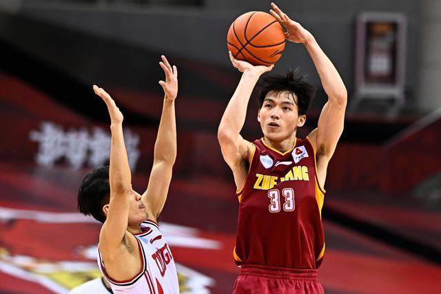 kaiyun 官网-浙江输球还折损大将 吴前本赛季撞上巨星墙？